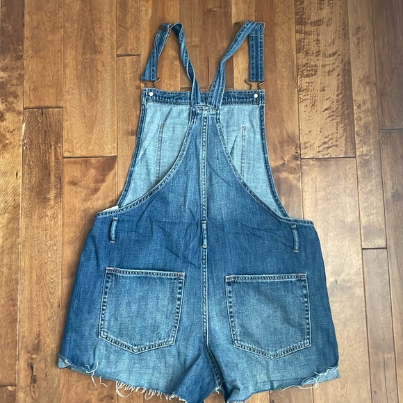 A&F Short overalls - Picture 2 of 2